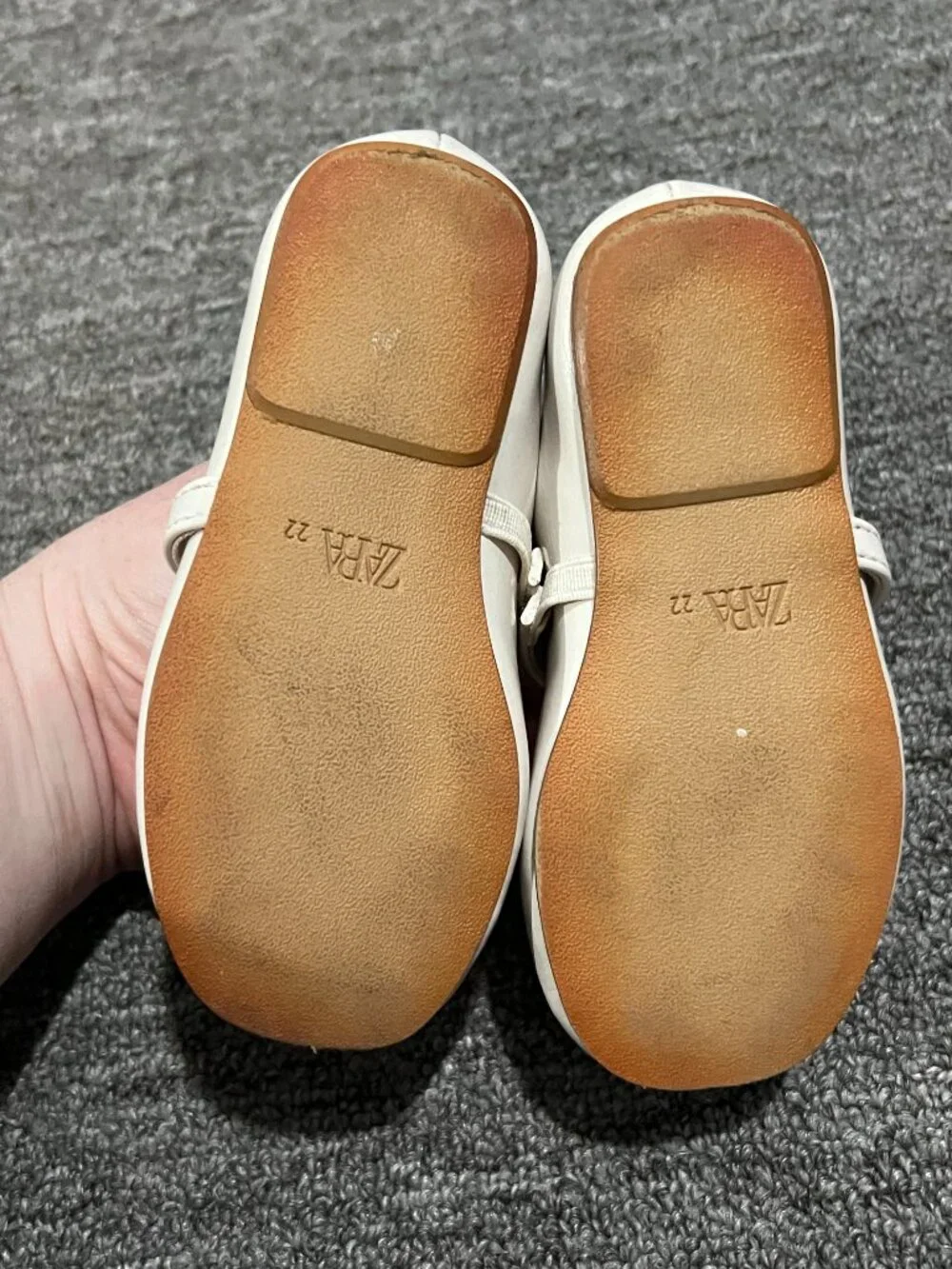 Zara Toddler Girl Heart Ballet Shoes Cream Tan Size 22 US 6